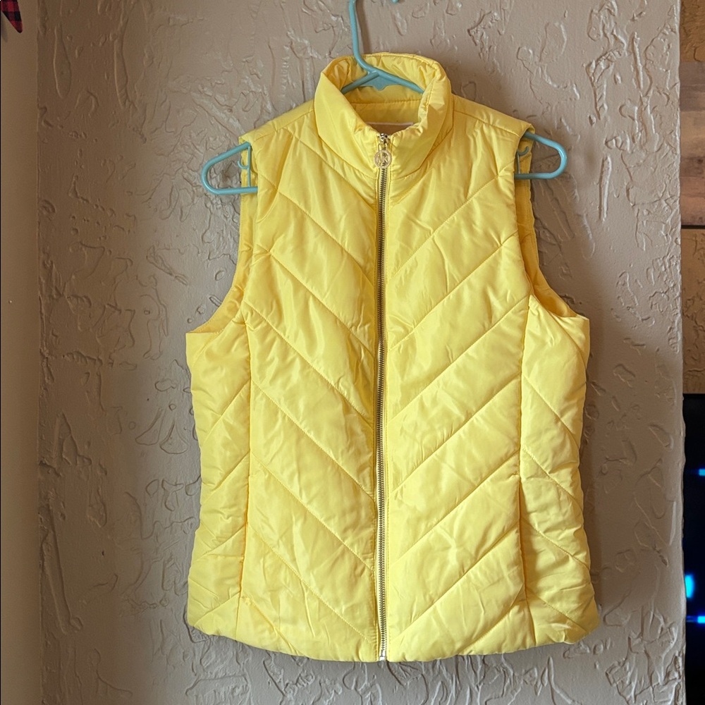 Michael Kors Women's Yellow Quilted Vest. NWT